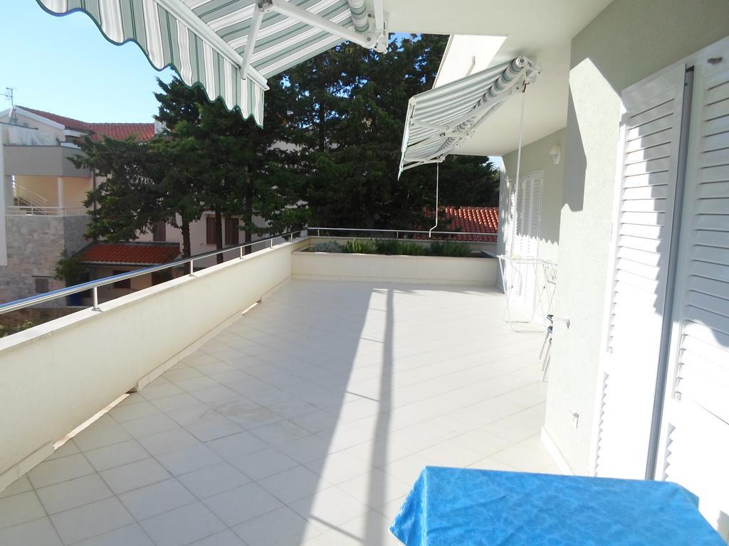 Apartments Biba Новаля Стая снимка