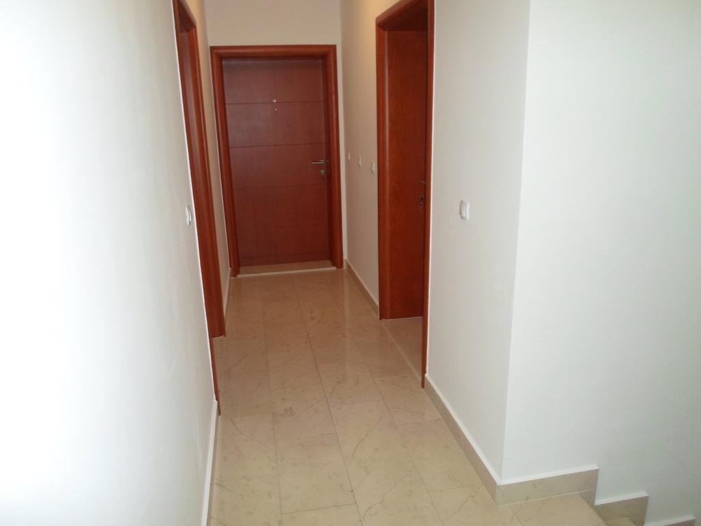 Apartments Biba Новаля Екстериор снимка